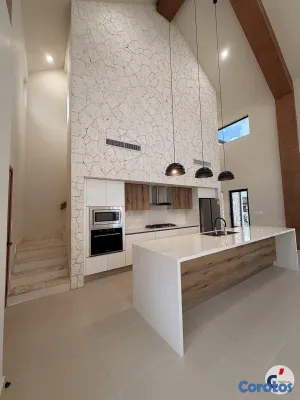 casas - En Alquiler Espaciosa Villa de 4 Habitaciones más  16
