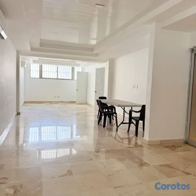 apartamentos - vendo naco apartamento piso 11 tres habitaciones 2.5 baños dos parqueos amplio  7