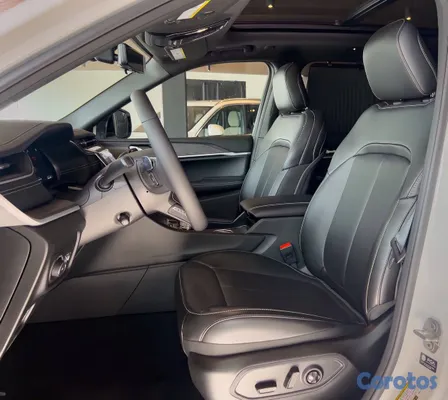 jeepetas y camionetas - Jeep Grand Cherokee Limited 4x4 2025 8