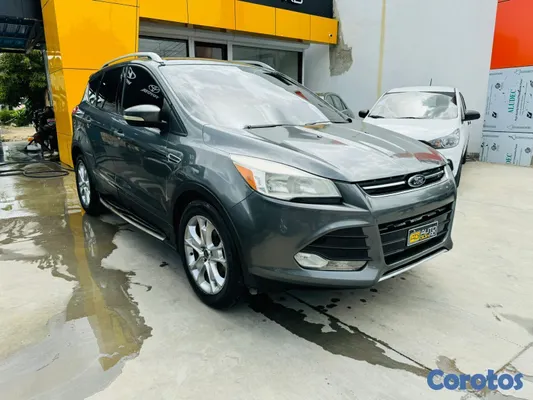 jeepetas y camionetas - Ford Escape Titanium 2016 ✅️ 2