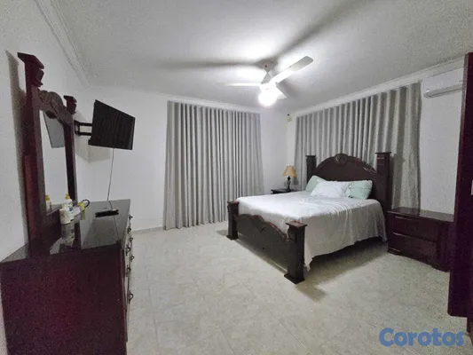 casas - Casa en Alquiler en San Isidro  10