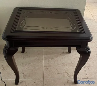 Juego de mesas con tope de Cristal 