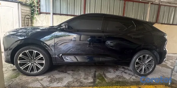 jeepetas y camionetas - vendo de oportunidad changan Uni-k 2024 precio negociable  8