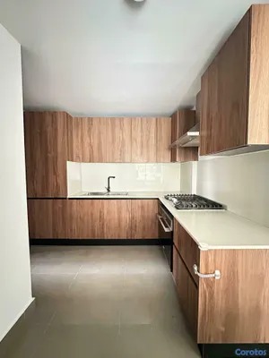 apartamentos - Alquiler apartamento Moderno / Amplio Balcón  9