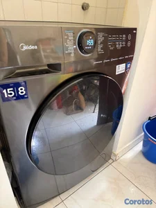 Lavadora Secadora Midea 15kg / 8kg – RD$10,000