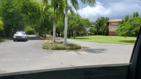 casas vacacionales y villas - Villas en Metro Country Club, Juan Dolio, entorno de lujo  3