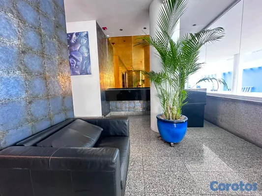 apartamentos - 🏙️ APARTAMENTO EN VENTA EN GAZCUE • PRÓXIMO AL MAL 10