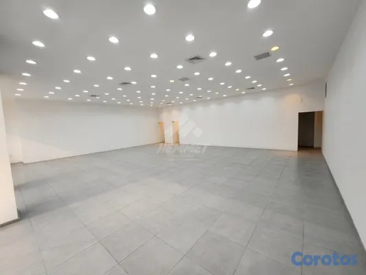 oficinas y locales comerciales - LOCAL RENTA PLAZA INTERNACIONAL SANTIAGO 150 MTS2 4