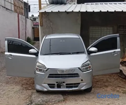 carros - Daihatsu Mira 2018 3