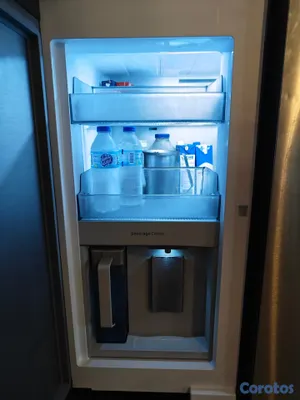 cocina - Nevera bespoke Samsung de 4 puertas 3