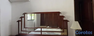 Espaldar en caoba 