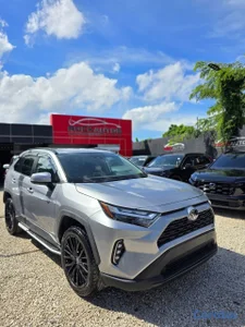 Toyota rav4 2024 XLE 