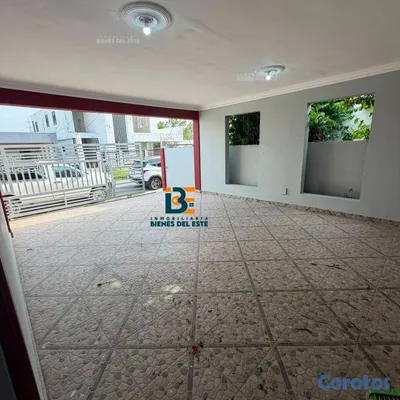 casas - VENDO moderna Vivienda en Residencial Altos de Abr 2