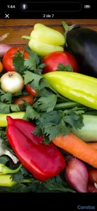 vegetales y frutas y víveres huevos 