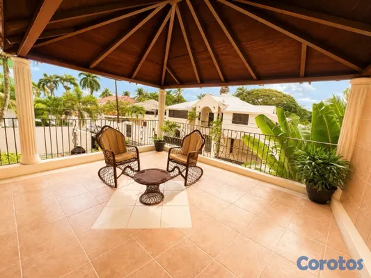 casas - casa de 5 habitaciones con patio y piscina en venta en Altos de Arroyo Hondo III 13