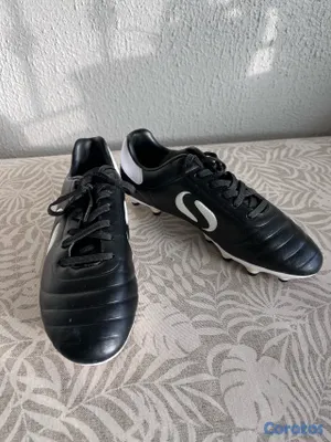 Artículos Deportivos - Zapatos para fútbol  2