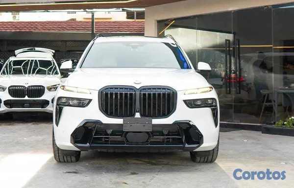 jeepetas y camionetas - BMW X7 xDRIVE40i M PACKAGE 2023 | 4X4 | 3 FILAS |  7