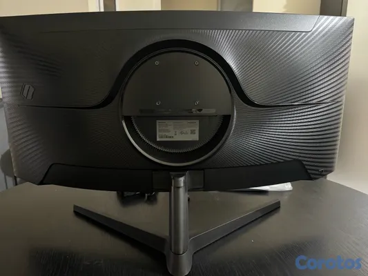 computadoras y laptops - Samsung Odyssey G5 34” UltraWide QHD 165Hz Curvo Gaming 3