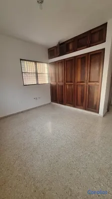 apartamentos - APARTAMENTO EN ALQUILER – LOS RESTAURADORES. Primer nivel.
 7