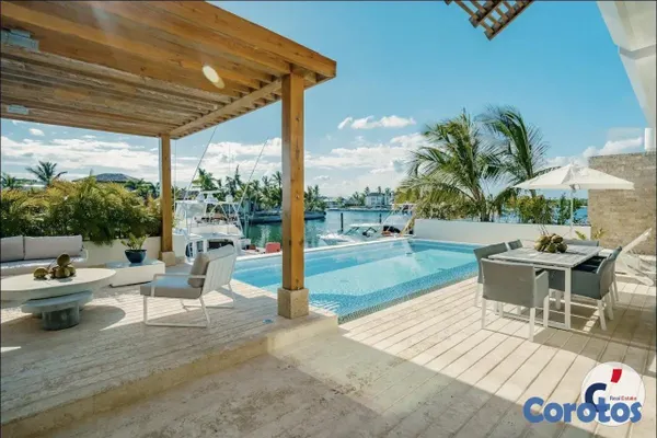 casas - Villa Frente al Mar en la Marina de Cap Cana – Vis 19