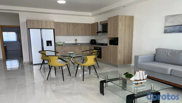 apartamentos - Comodidad y cercanía a la playa: Apto. 3er nivel en Boca Chica 3