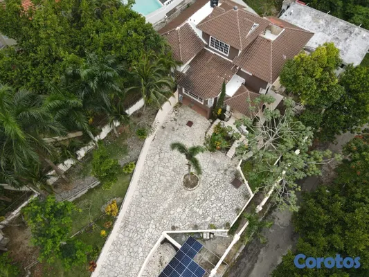casas - Impresionante residencia en venta o renta en Altos 5