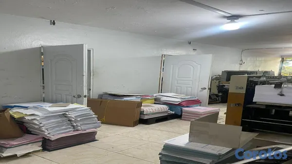 apartamentos - apartamento en venta para uso comercial o reisdencial 2
