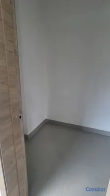 oficinas y locales comerciales - Local en alquiler en Jardines del Arroyo Jacobo Ma 14