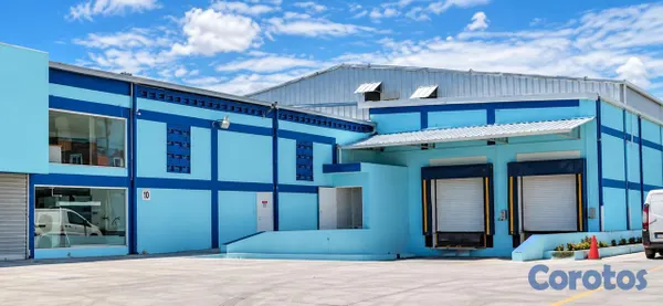 oficinas y locales comerciales - Venta Sesion Nave industrial Bavaro Av. Barcelo  11