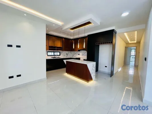 casas vacacionales y villas - CASA FAMILIAR EN VENTA EN LA ROMANA, EN UN RESIDENCIAL EXCLUSIVO 
 12