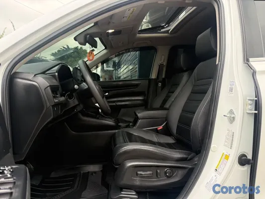 jeepetas y camionetas - Honda CRV EX-Leather año 2023 8