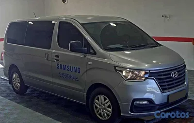 HYUNDAI GRAND STAREX 2021 GRIS