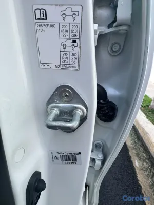 jeepetas y camionetas - Toyota hilux srv 2023 11
