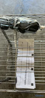 decoración y accesorios - Estante de 3 niveles acromado con ruedas  2