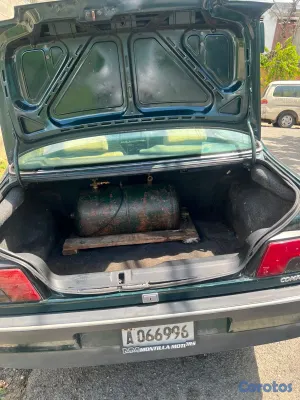 carros - Se vende carro peugeot 405 año1995 negociable 100 ml negociable con motor  18