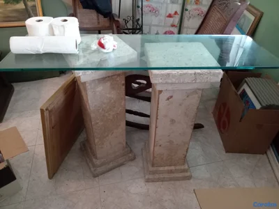 Mesa de piedra para entrada