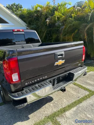 jeepetas y camionetas - vendo Chevrolet Silverado en perfecto estado  4