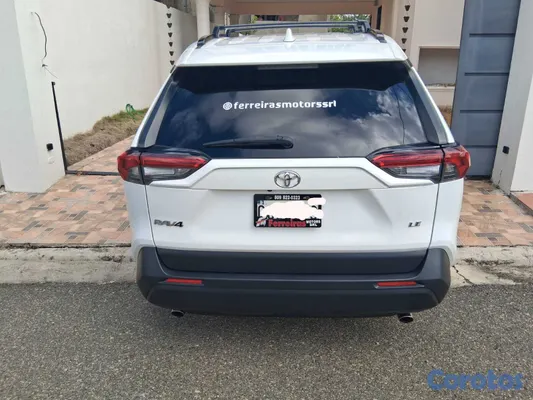 jeepetas y camionetas - TOYOTA RAV4 LE 2019 8
