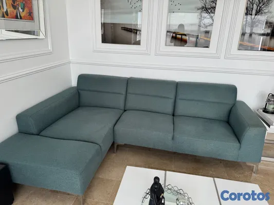 muebles y colchones - Vendo Sofá en L de tres puestos  4