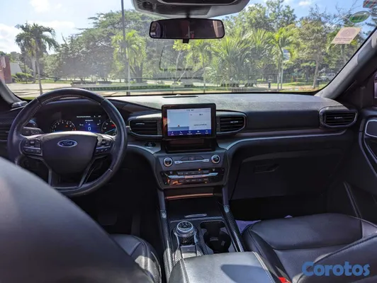 jeepetas y camionetas - Ford Explorer xlt 2020 4
