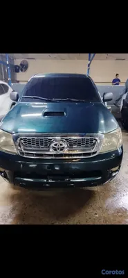 jeepetas y camionetas - Toyota Hilux Diésel 4×4 excelente condiciones el mejor vehículo todo terreno  2