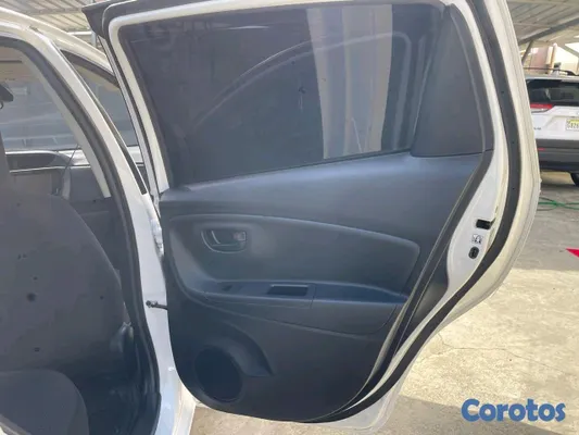 carros - Toyota vitz 2018 2