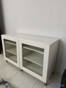 Gabinete Mueble Blanco para TV con Puertas de Cristal y Tope de Vidrio