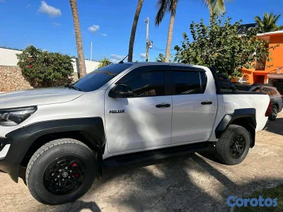 Toyota hilux 2025