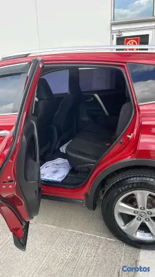 jeepetas y camionetas - Toyota rav4 2015 6
