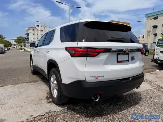 jeepetas y camionetas - 2022 CHEVROLET TRAVERSE LT  5