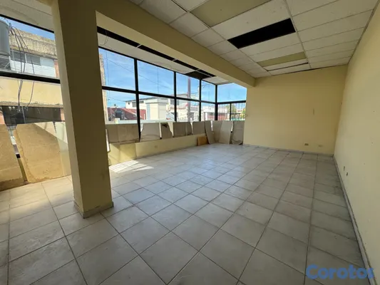 otros inmuebles - Edificio de 3 Niveles en Venta en el Centro de San 19
