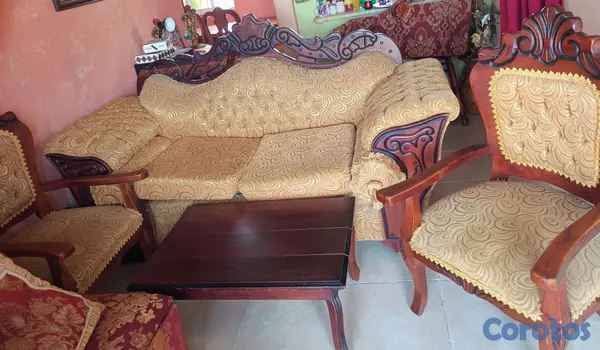muebles y colchones - Juego de Sala Caoba Tallada - Sofa + 2 Butacones - 2