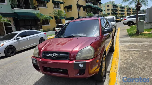 jeepetas y camionetas - Hyundai Tucson 2007 - vendo por cambio a más moder 2