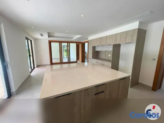 casas - Villa de 4 habitaciones con piscina climatizada en 7